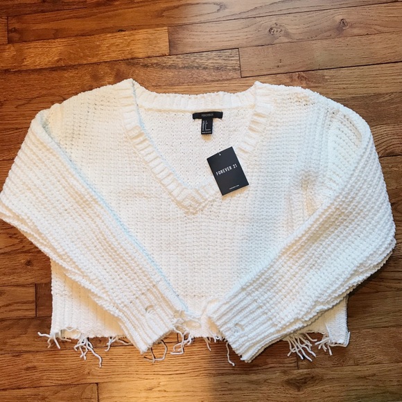 NWT Soft White Fringe Cropped Sweater | Size S - Picture 1 of 1